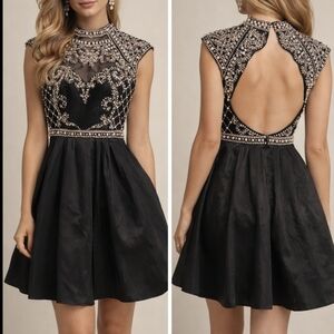 Sherri Hill Size 0 Embellished Cocktail Dress – Open Back, Flared Layered Skirt